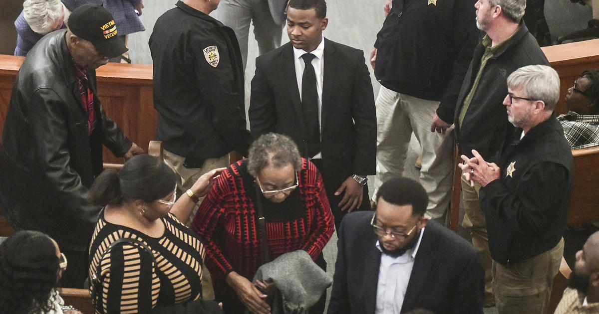 mistrial-jury-deadlock-mississippi-student