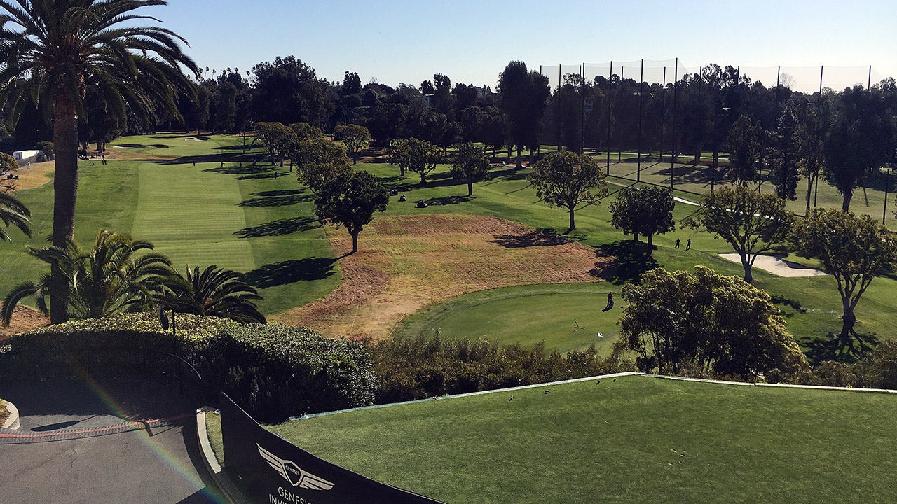 emergency-landing-riviera-country-club